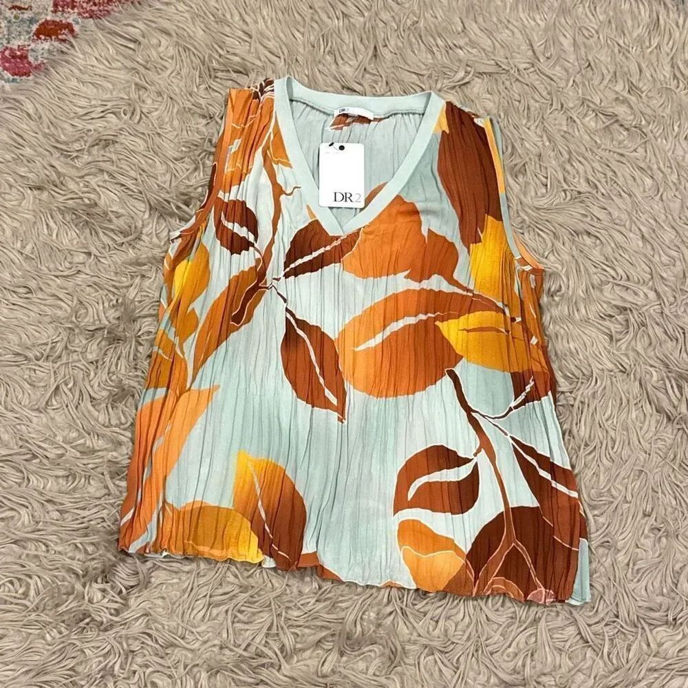 NWT DR2 blouse size small